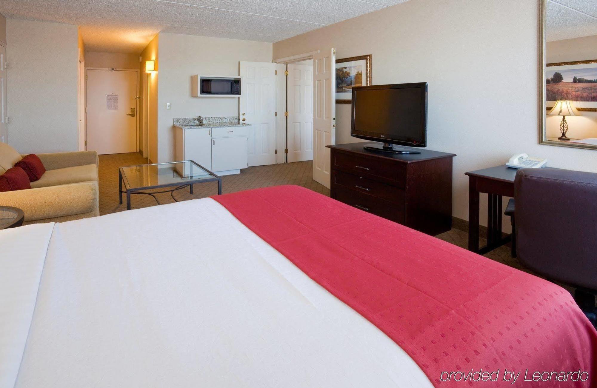 Doubletree By Hilton Neenah Экстерьер фото